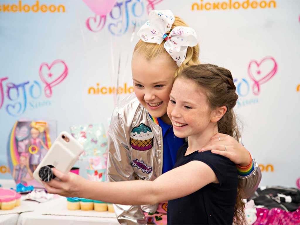 Jojo siwa payless store