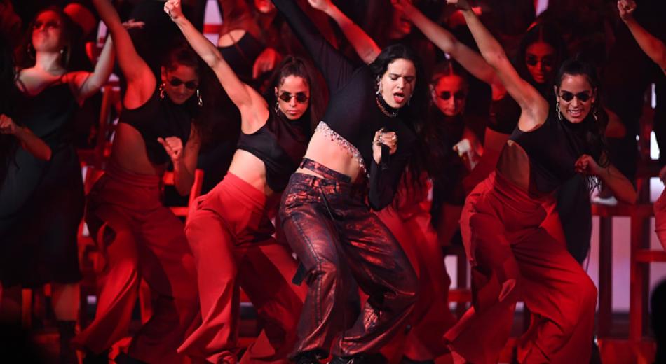 Rosalía and flamenco dancers