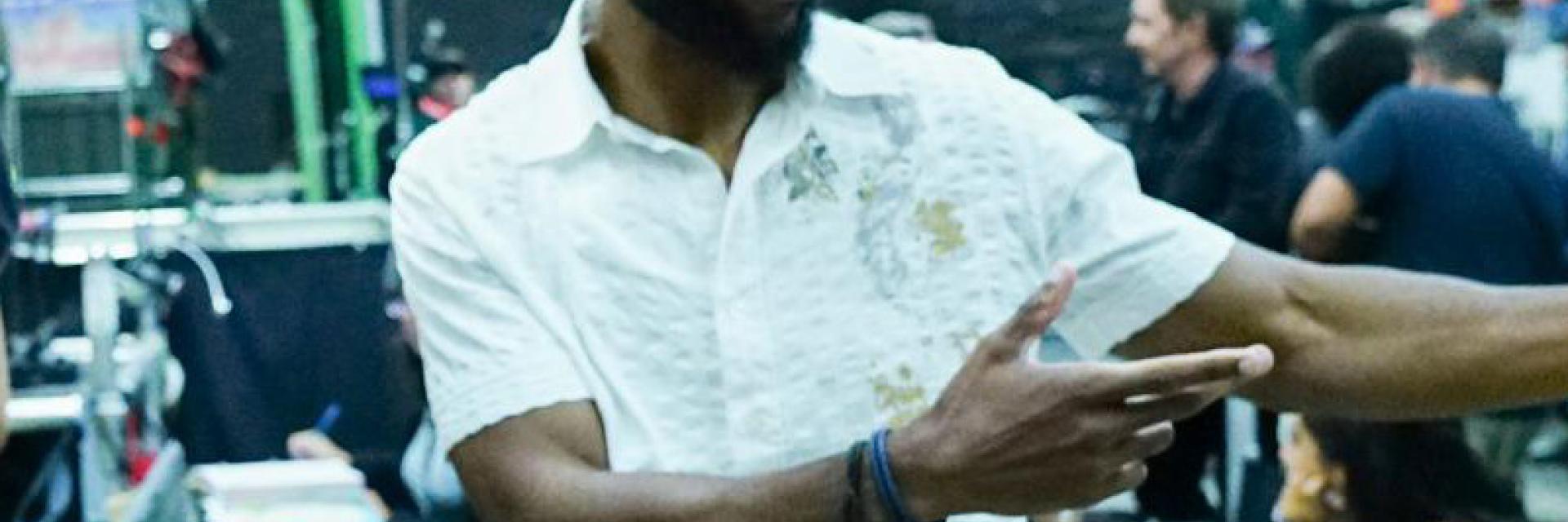  Aaron Rahsaan Thomas directing S.W.A.T.