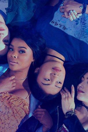 'Light as a Feather' Gets the VidCon Treatment